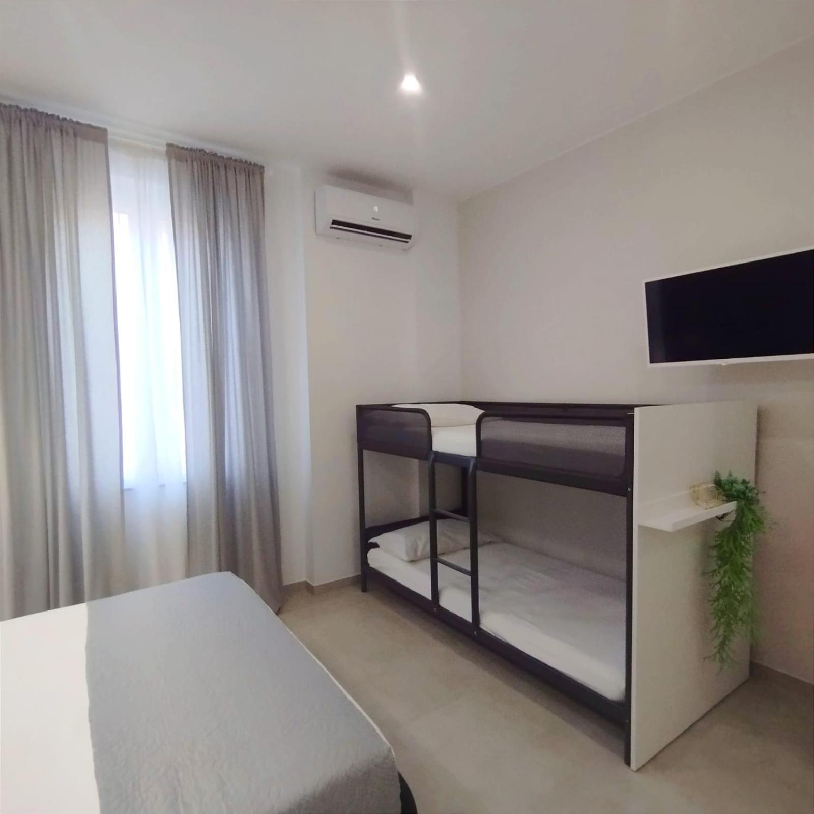 Agatha Modern Elegant Rooms SantʼAgata di Militello Exteriér fotografie